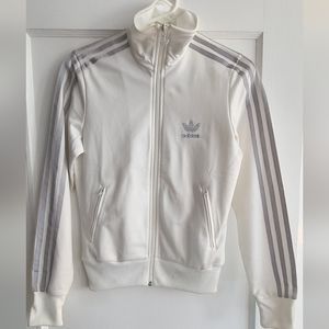 Vintage ADIDAS zip up! Original logo leaf pattern!